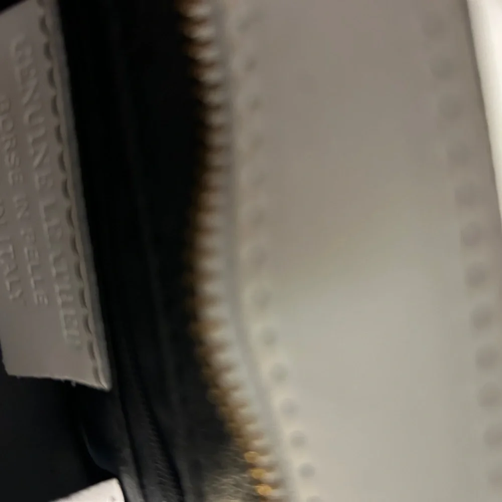 Genuine leather Italian white crossbody - Picture 5 of 5